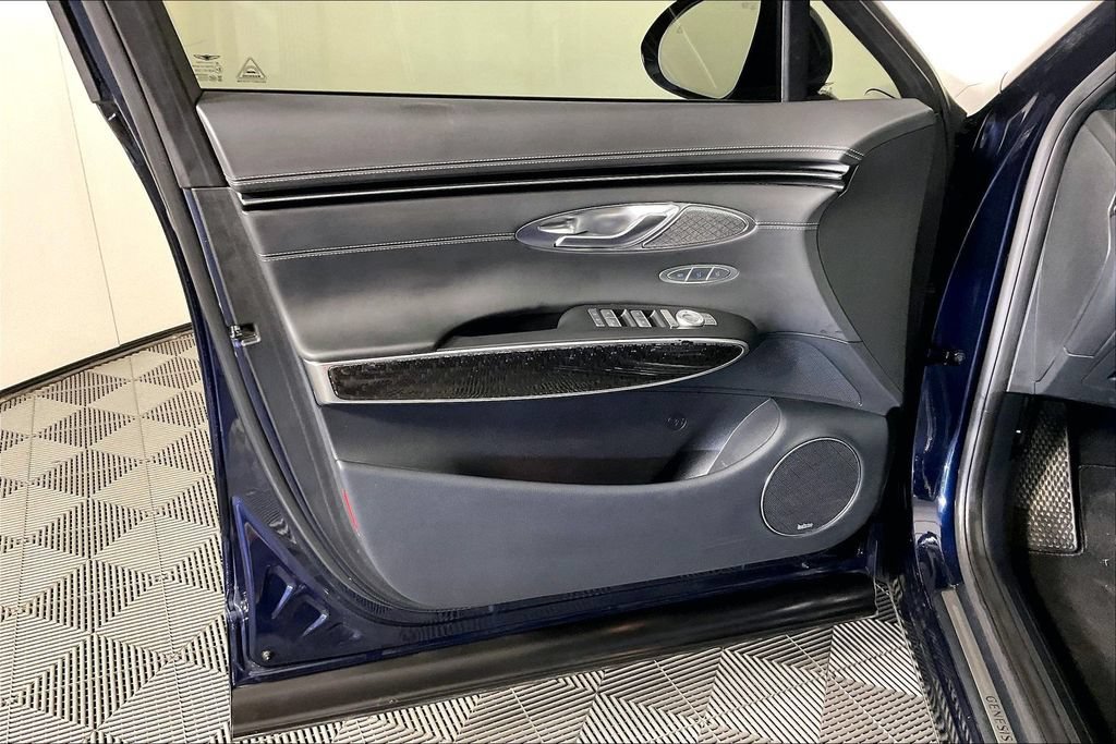 Used 2022 Genesis GV70 3.5T Sport w/ Sport Prestige Package AWD/4WD image 22
