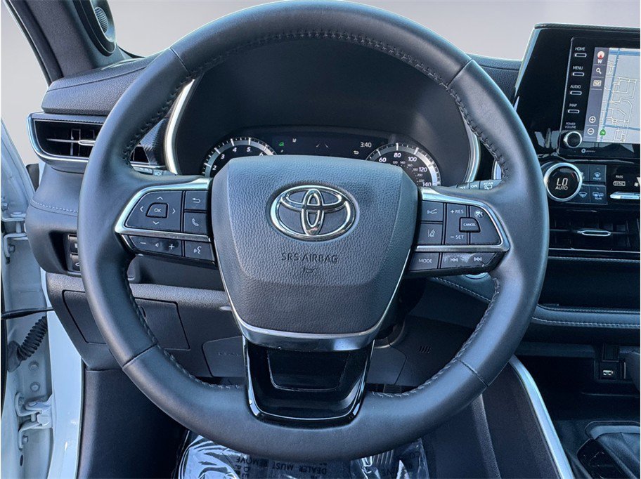 Used 2021 Toyota Highlander XSE image 14