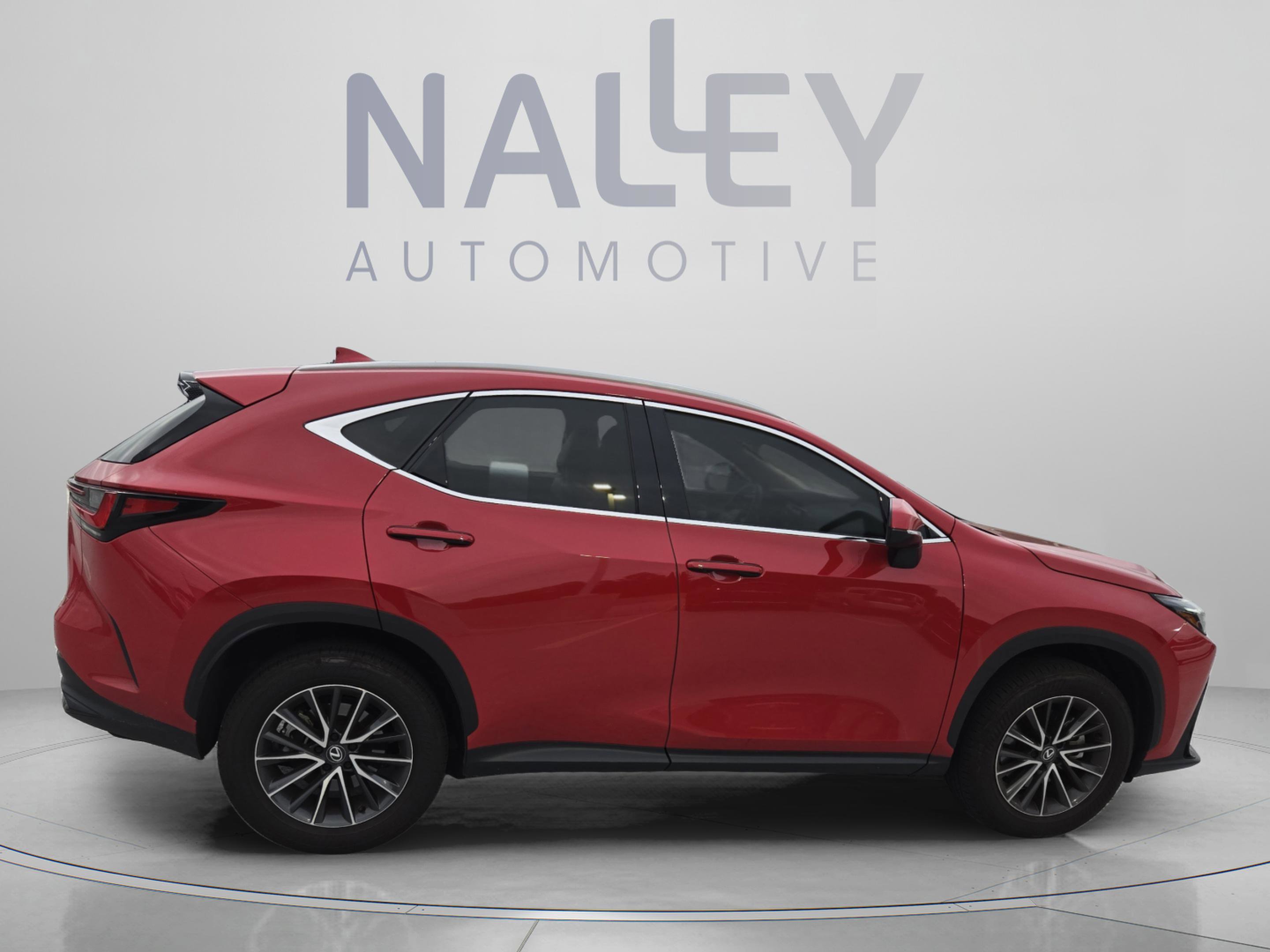 Used 2025 Lexus NX 250 FWD w/ Accessory Package (Z1) image 5