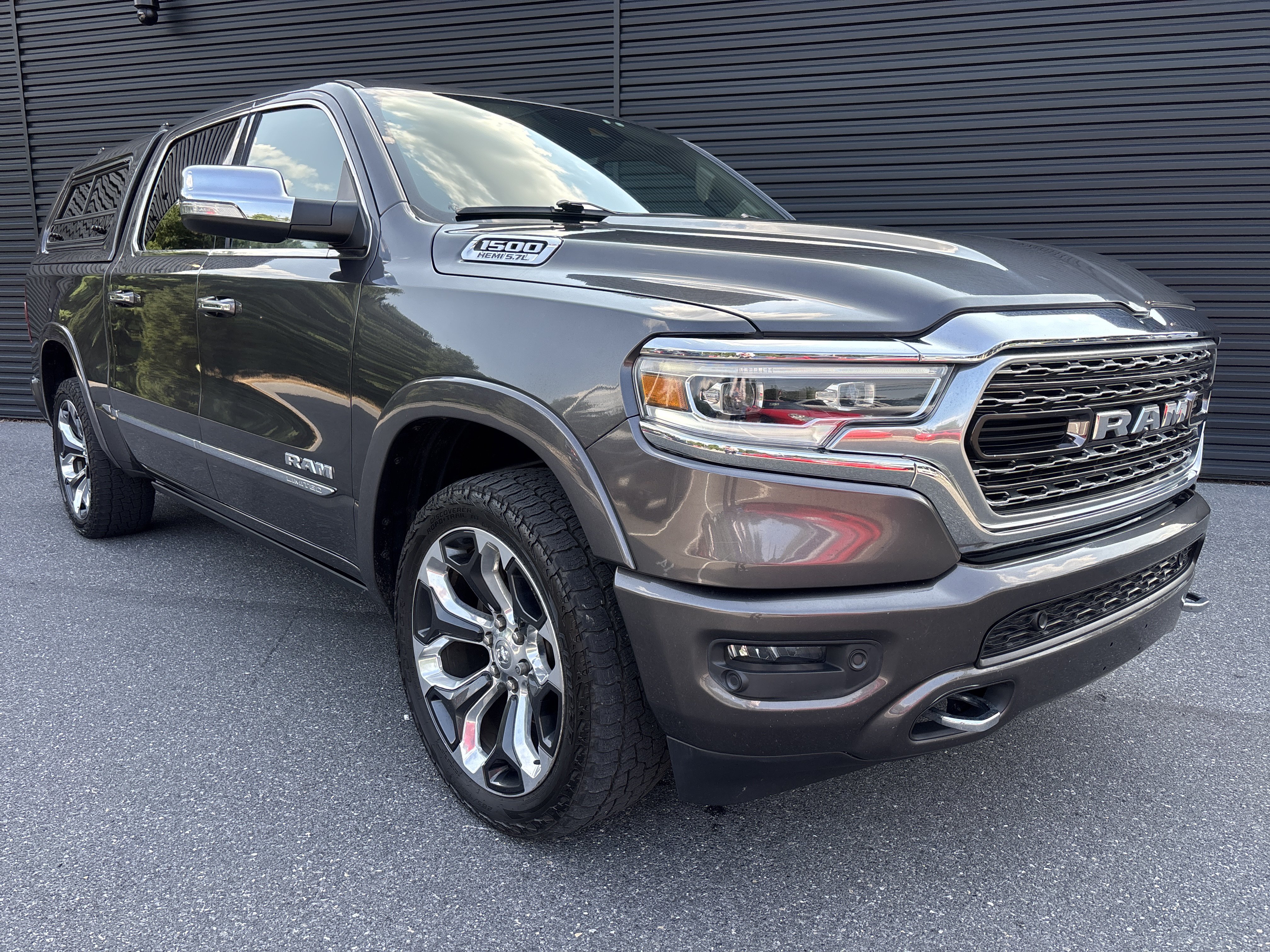 Used 2019 RAM 1500 Limited AWD/4WD image 8