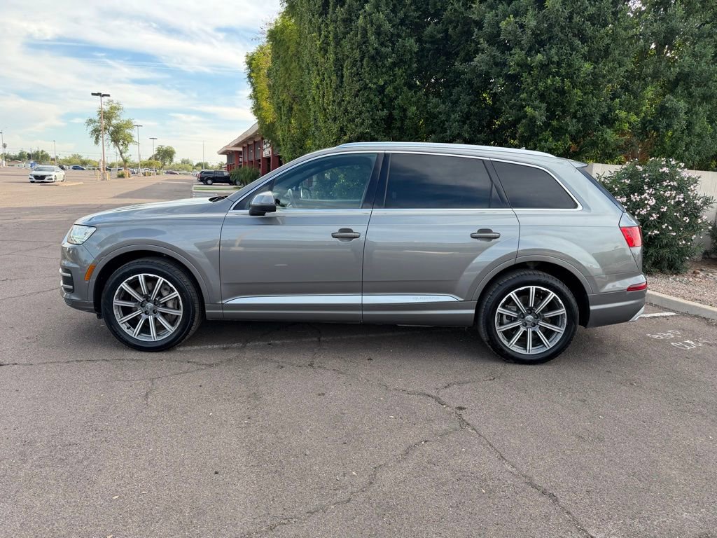 Used 2017 Audi Q7 2.0T Premium Plus w/ Premium Plus Package AWD/4WD image 5