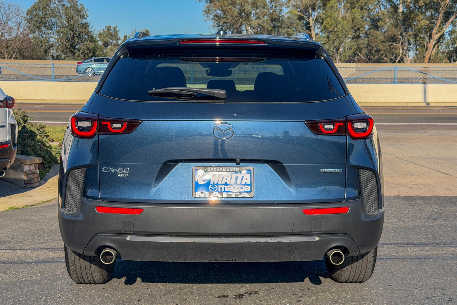 Certified 2025 MAZDA CX-50 AWD 2.5 S w/ Premium Package image 6