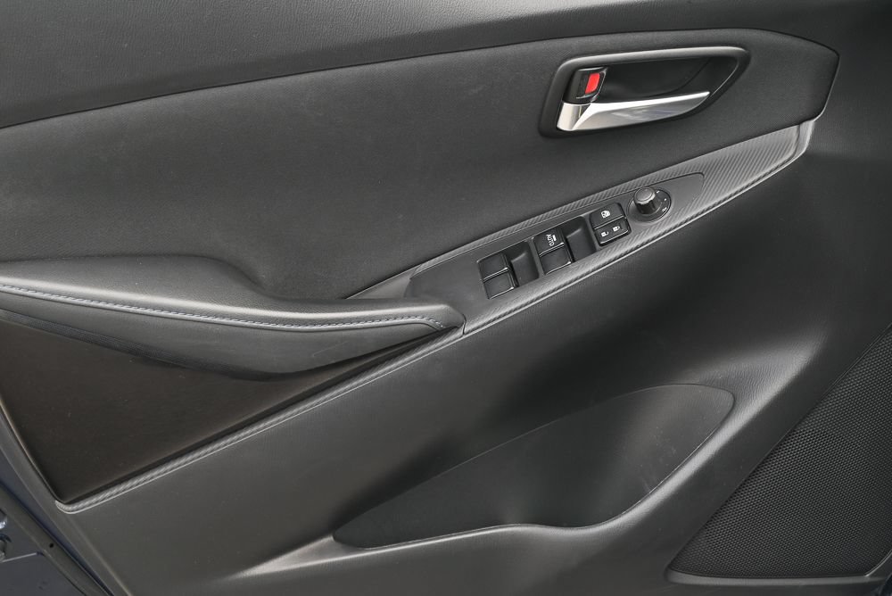 Used 2018 Toyota Yaris iA FWD image 7