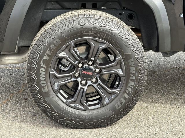 Used 2025 GMC Canyon Elevation w/ Technology Package RWD image 27