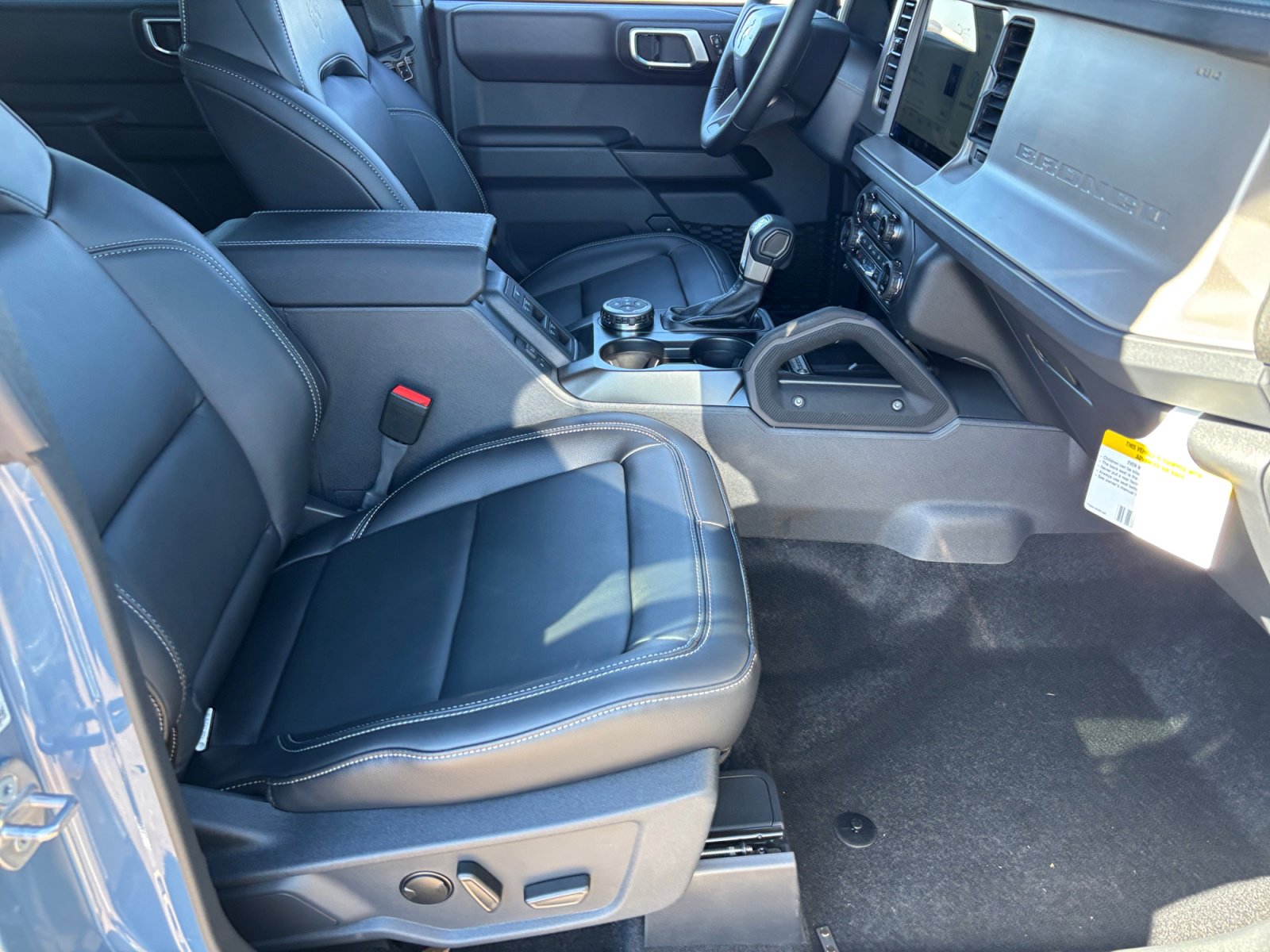 New 2025 Ford Bronco Outer Banks w/ Sasquatch Package image 19