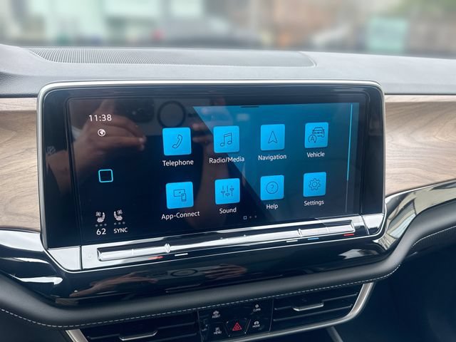 New 2026 Volkswagen Atlas SE FWD image 20