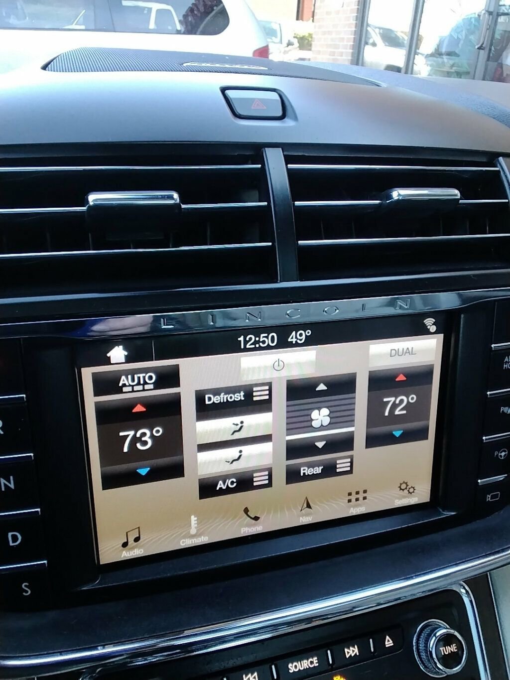 Used 2017 Lincoln Continental Reserve w/ Technology Package image 16