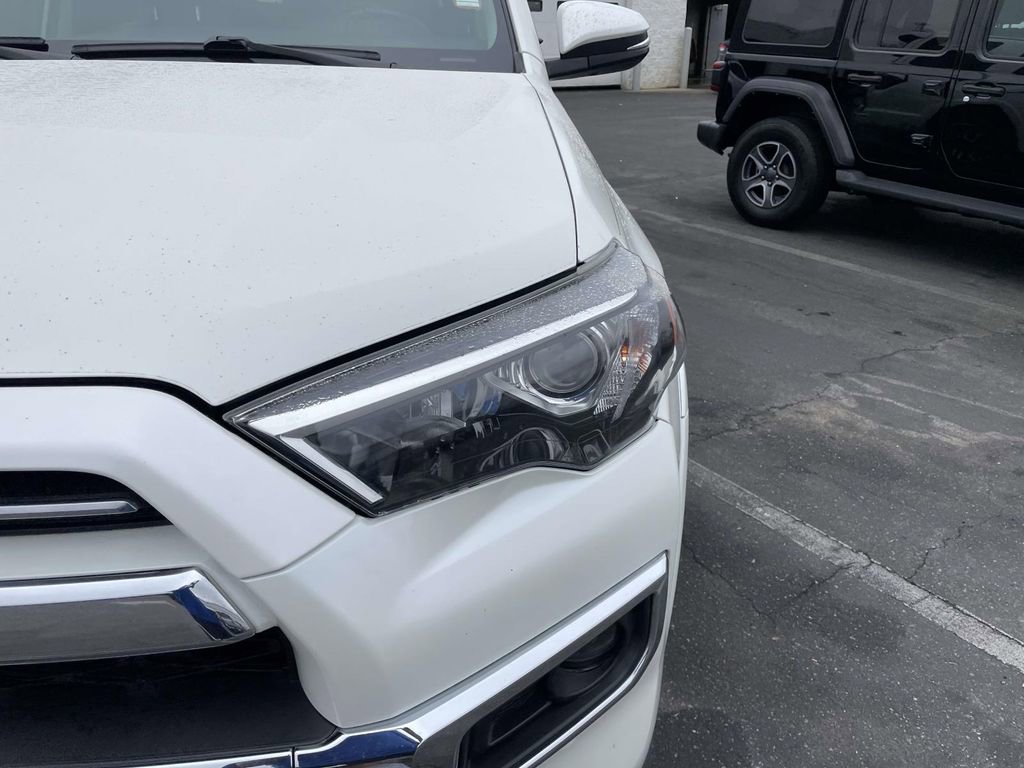 Used 2020 Toyota 4Runner Limited image 13