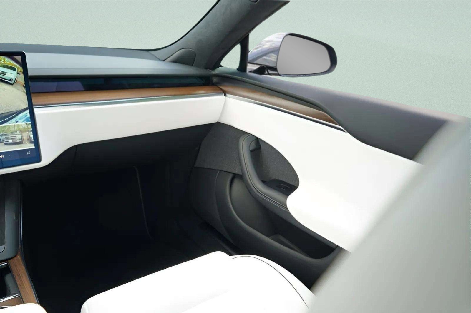 Used 2021 Tesla Model S Plaid image 42