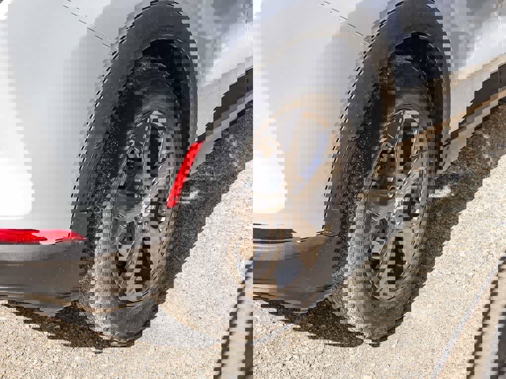 Used 2022 Ford Mustang Mach-E Select image 10