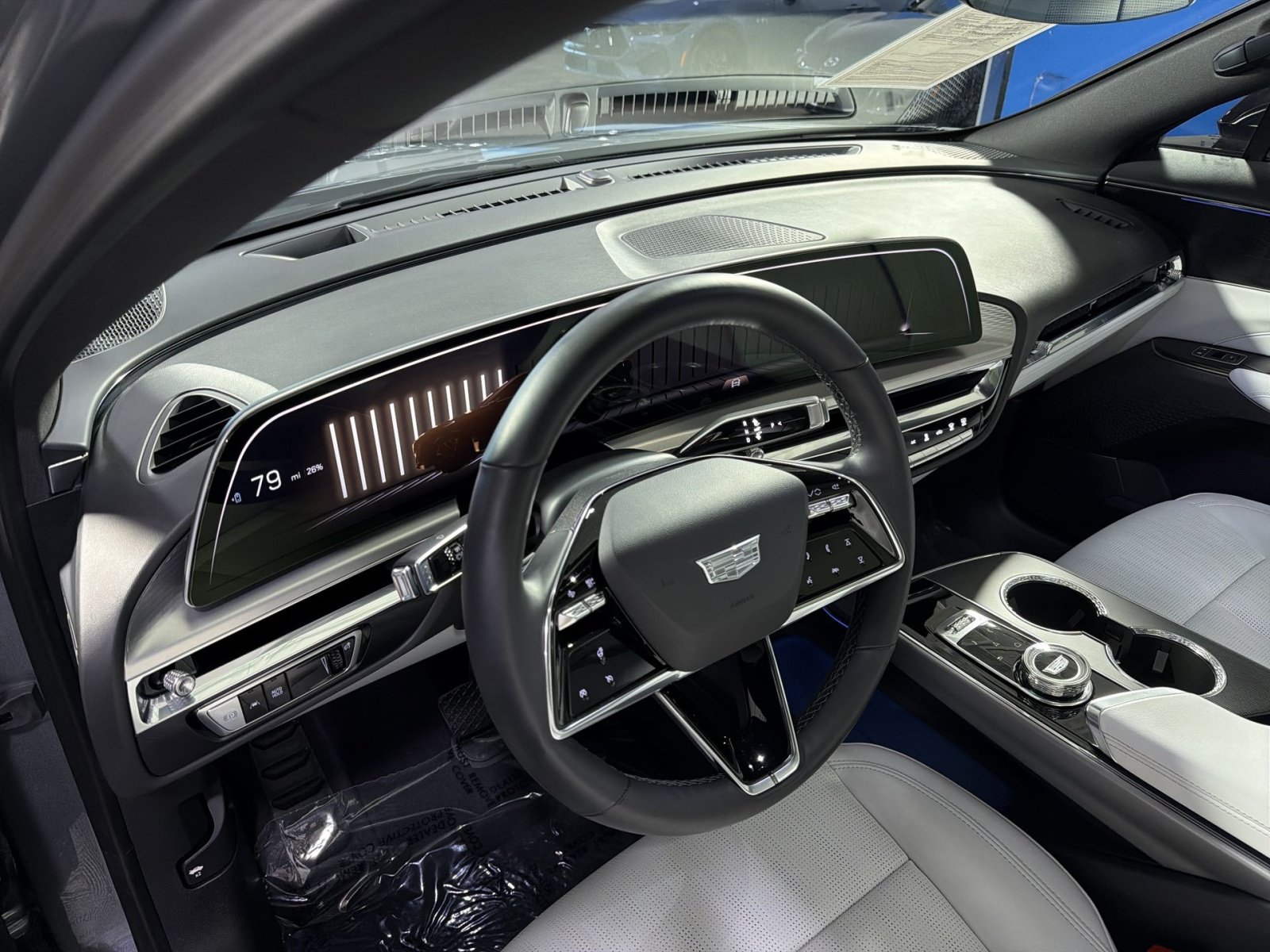 Used 2024 Cadillac Lyriq Luxury AWD/4WD image 20