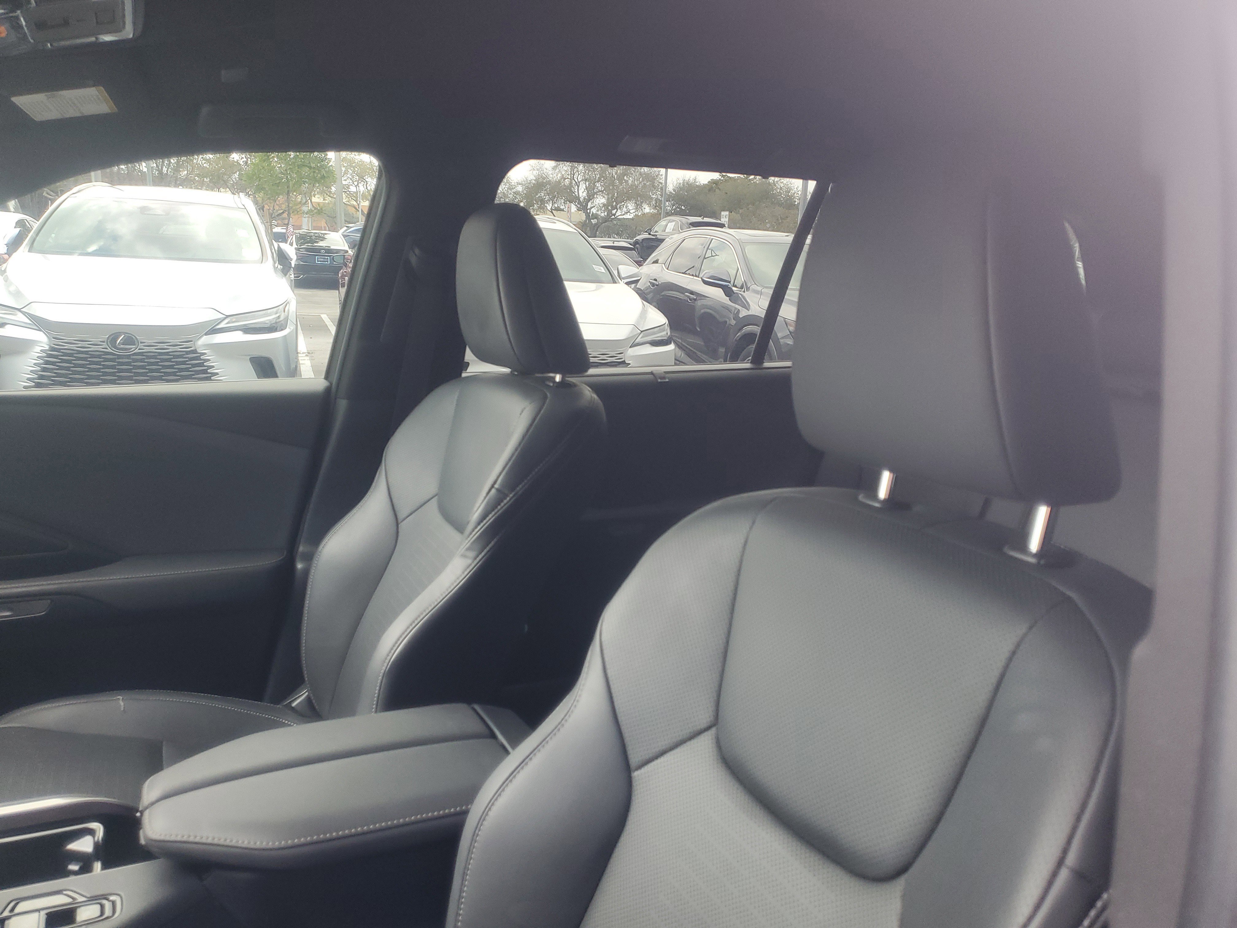 Used 2024 Lexus TX 350 FWD w/ Cold Weather Package image 18