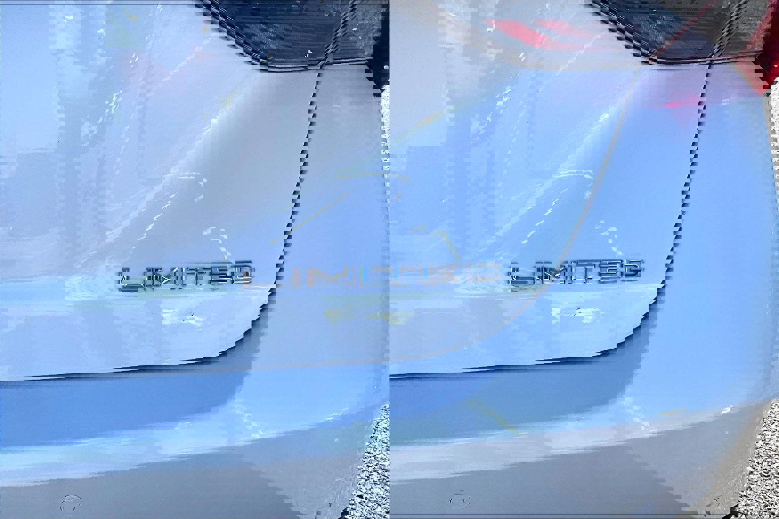 Used 2019 Toyota Avalon Limited w/ Advanced Safety Package image 8