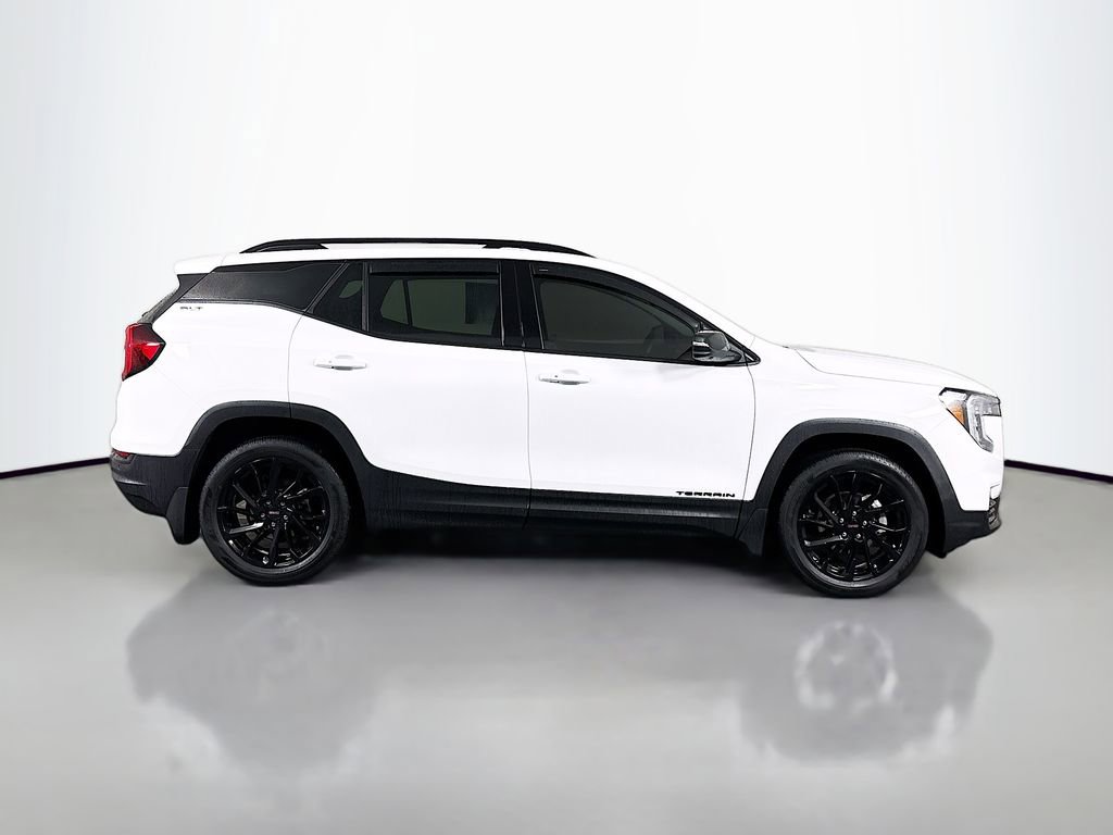 Certified 2024 GMC Terrain SLT w/ Infotainment Package II image 8