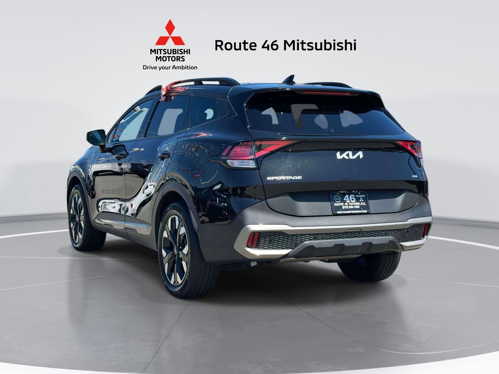 Used 2023 Kia Sportage X-Line AWD/4WD image 3