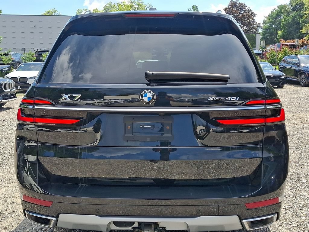 Used 2024 BMW X7 xDrive40i AWD/4WD image 6