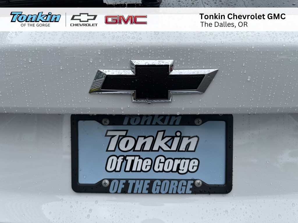 New 2025 Chevrolet Trax RS image 24