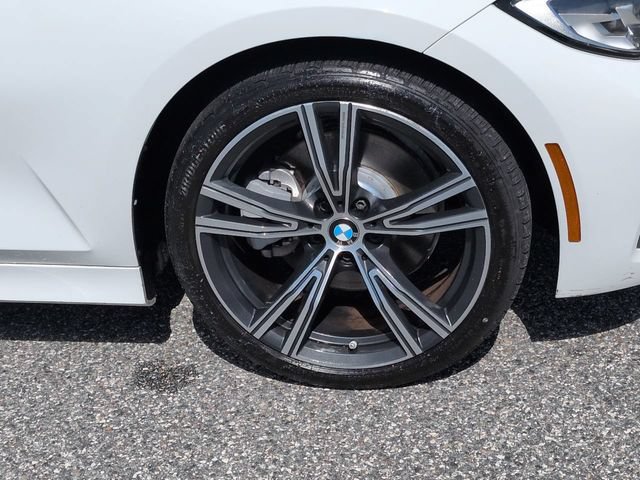 Used 2019 BMW 330i Sedan w/ Driving Assistance Package RWD image 11