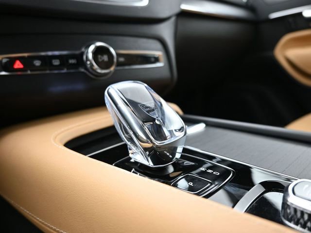 Used 2023 Volvo XC90 T8 Ultimate w/ Protection Package image 13