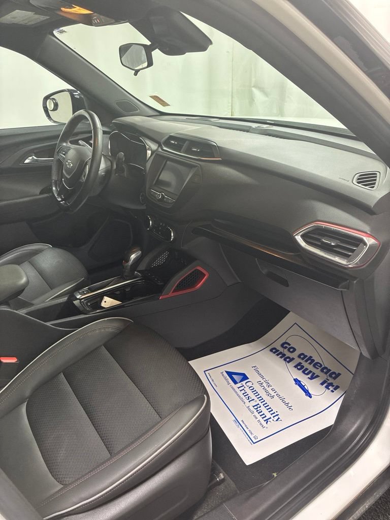 Used 2023 Chevrolet TrailBlazer RS AWD/4WD image 28