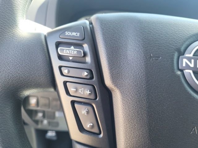 Used 2025 Nissan Frontier SV image 13