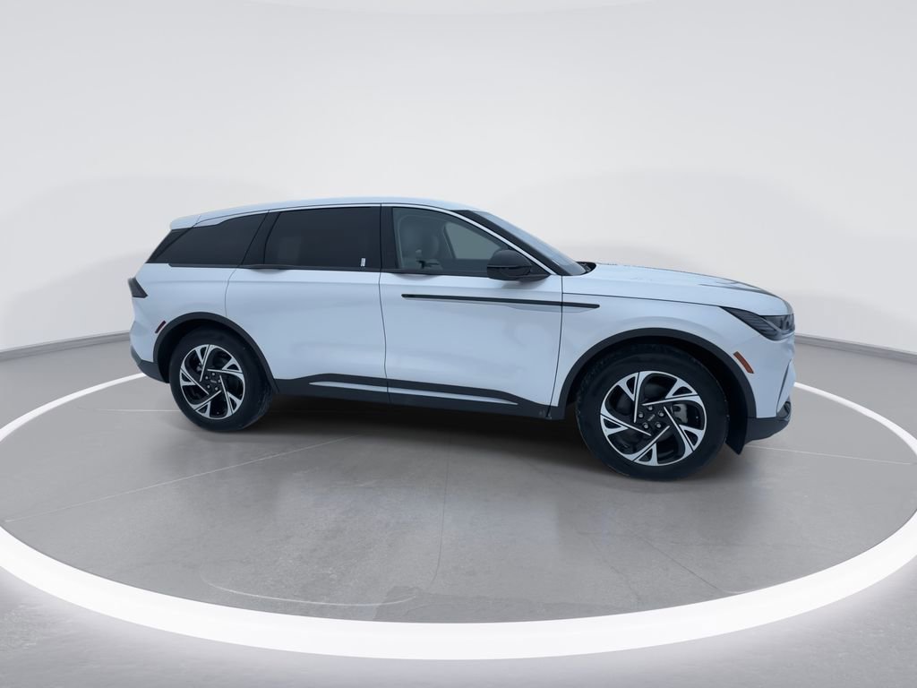 New 2026 Lincoln Nautilus Premier image 9