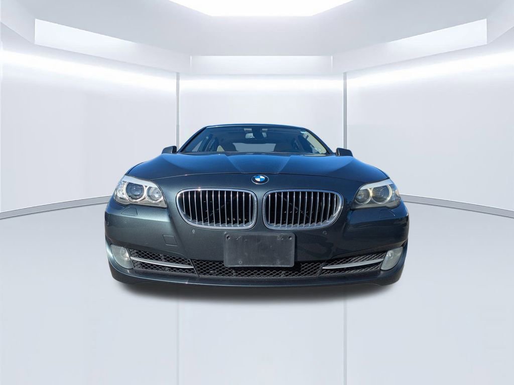 Used 2013 BMW 535i xDrive Sedan image 8