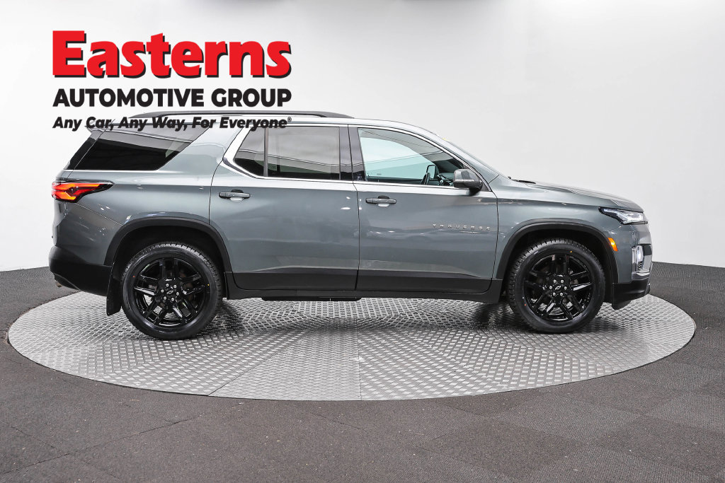 Used 2023 Chevrolet Traverse LT AWD/4WD image 5
