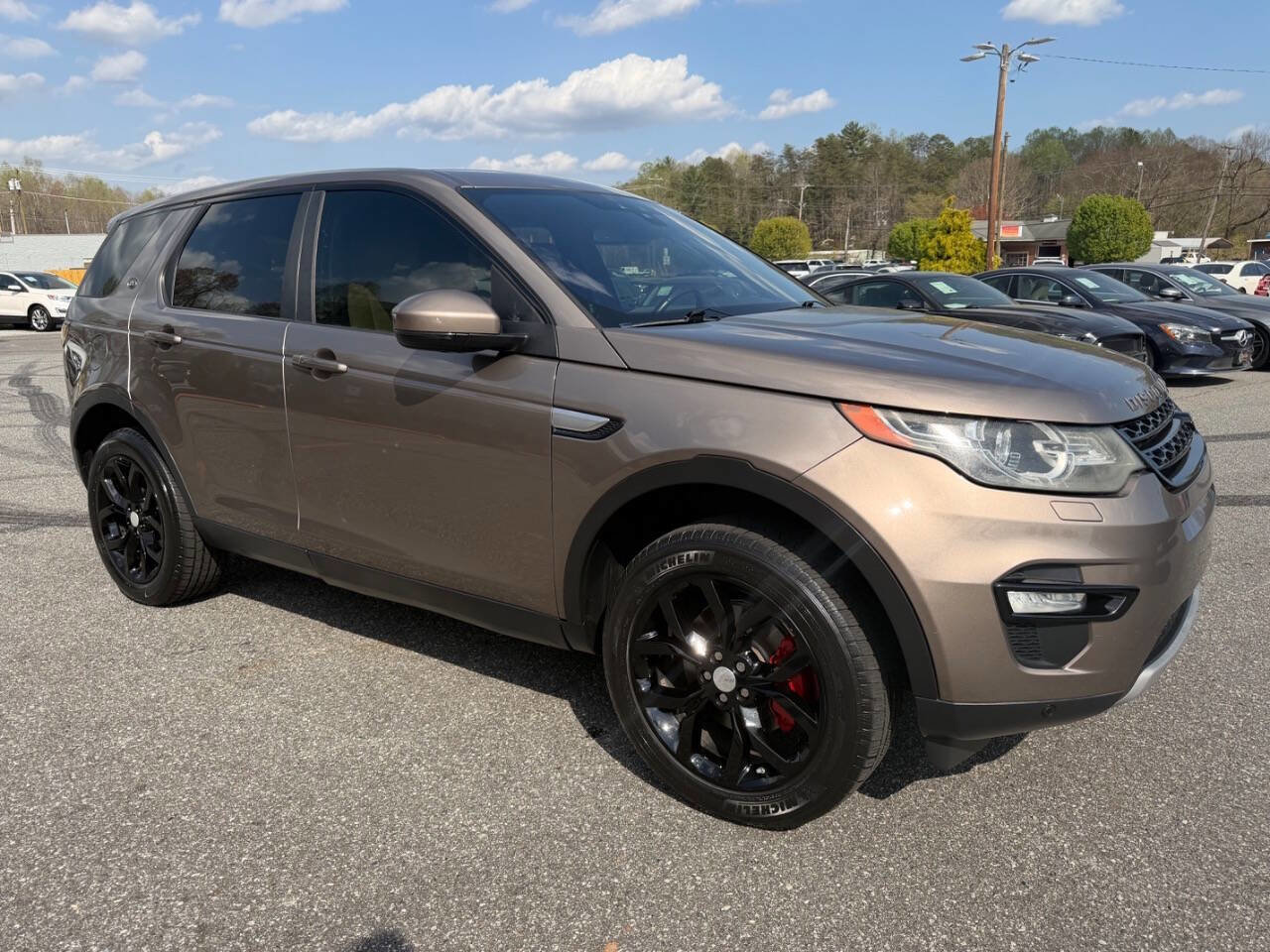 Used 2016 Land Rover Discovery Sport HSE image 5