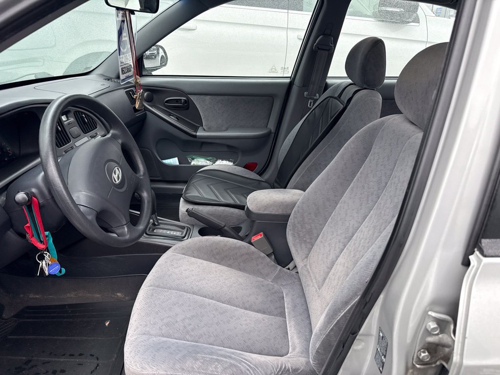 Used 2006 Hyundai Elantra GLS FWD image 10