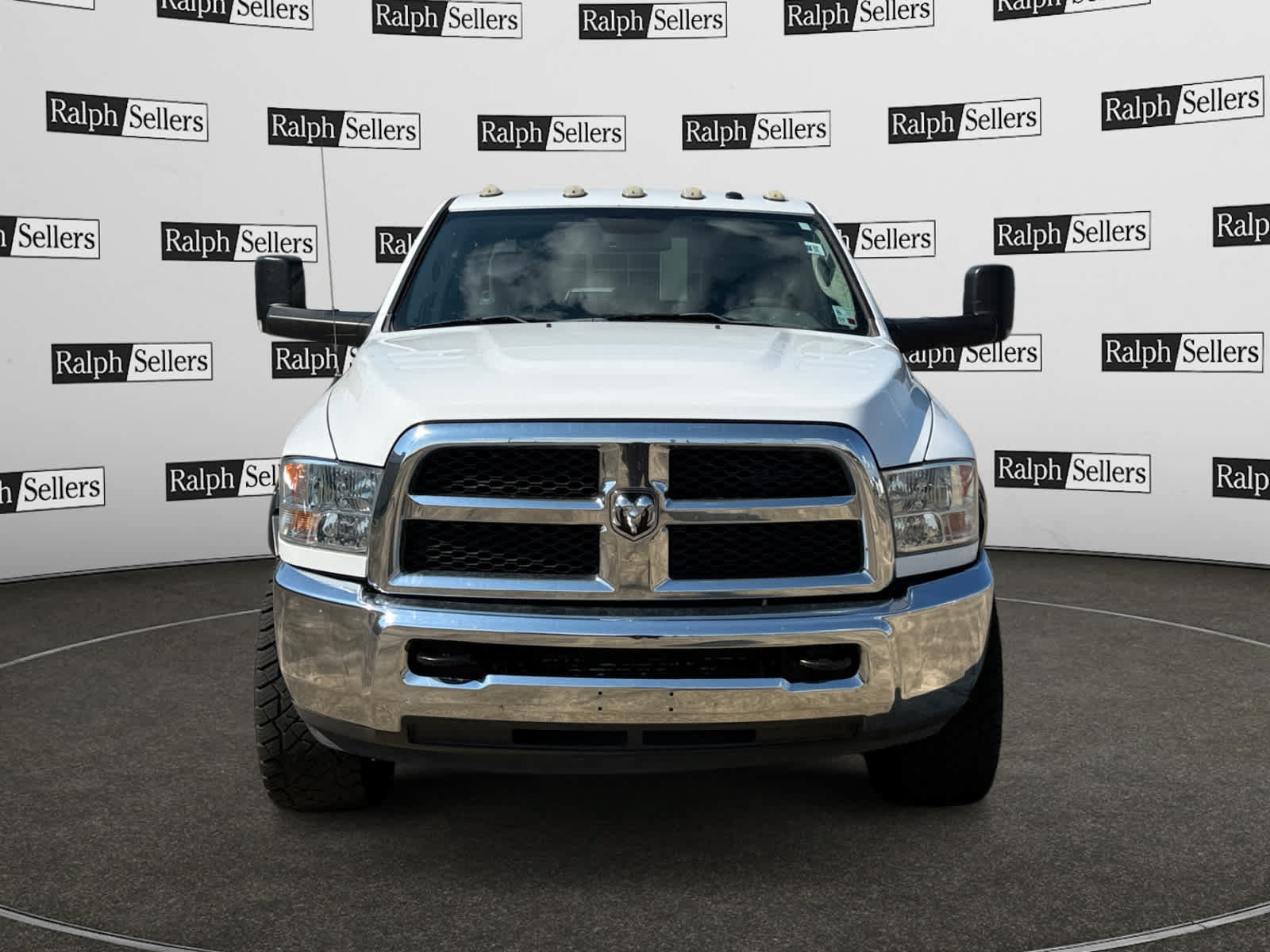 Used 2018 RAM 2500 Tradesman w/ Chrome Appearance Group AWD/4WD image 8