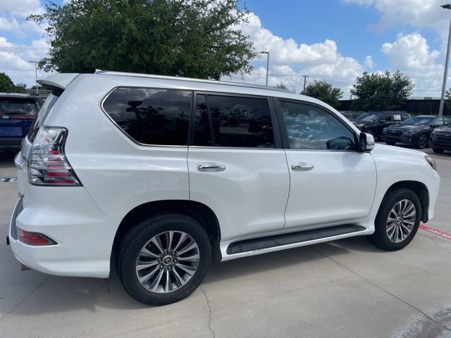 Used 2021 Lexus GX 460 Luxury w/ Accessory Package image 3