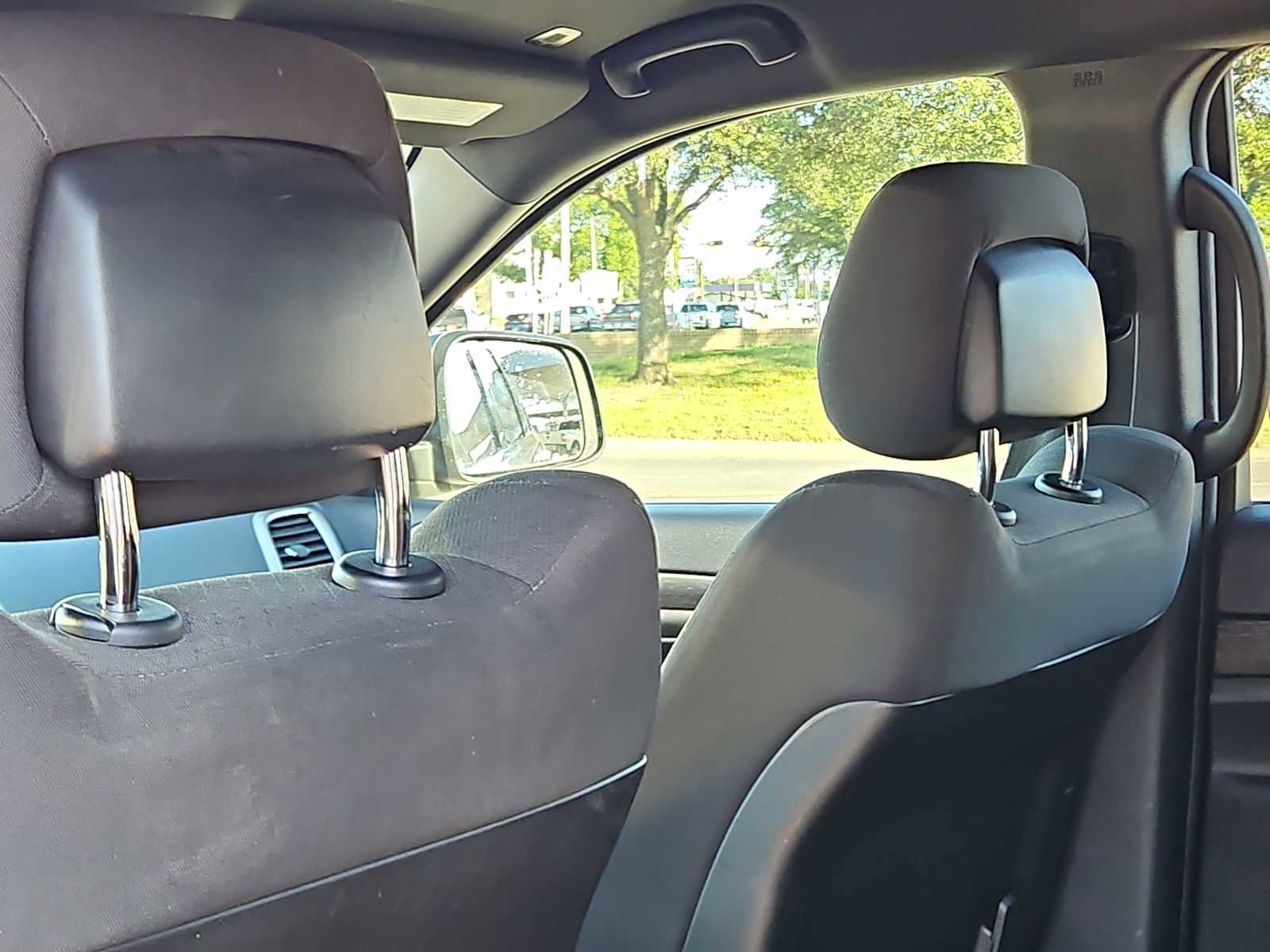Used 2018 Jeep Grand Cherokee Laredo RWD image 16