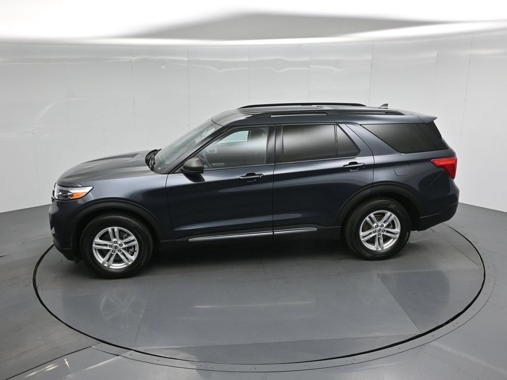 Certified 2023 Ford Explorer XLT RWD image 45