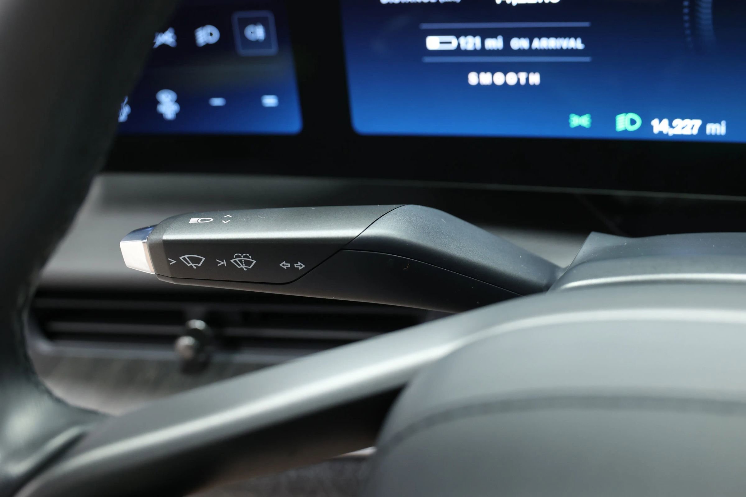 Used 2023 Lucid Air Touring image 24