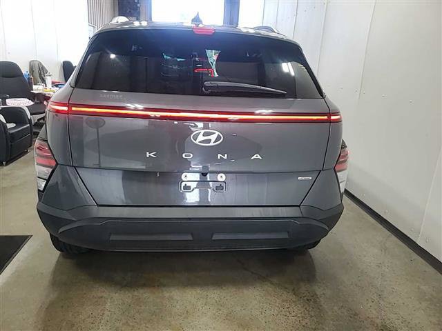 Used 2025 Hyundai Kona SEL AWD/4WD image 19