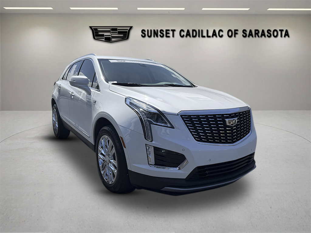 Certified 2023 Cadillac XT5 Premium Luxury FWD image 1