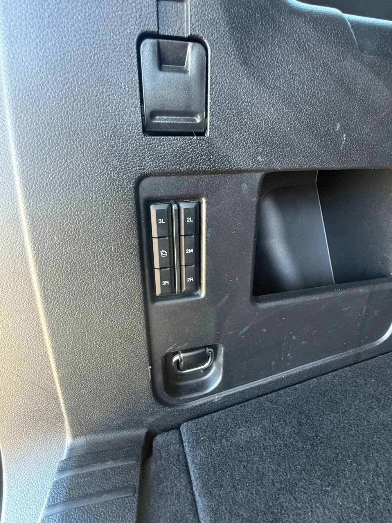 Used 2018 Ford Expedition Limited AWD/4WD image 19