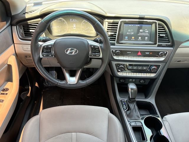 Used 2018 Hyundai Sonata SEL FWD image 18