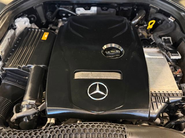 Used 2017 Mercedes-Benz GLC 300 4MATIC image 37