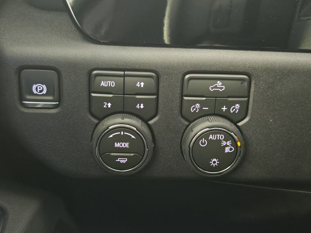 New 2026 Chevrolet Silverado 1500 LT image 24