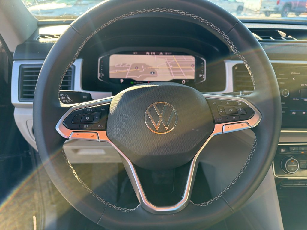 Used 2022 Volkswagen Atlas SEL image 12