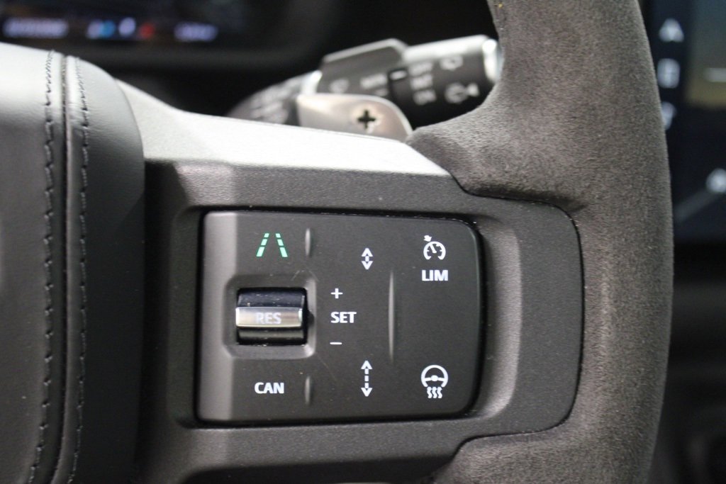 Certified 2024 Land Rover Defender 130 V8 image 21
