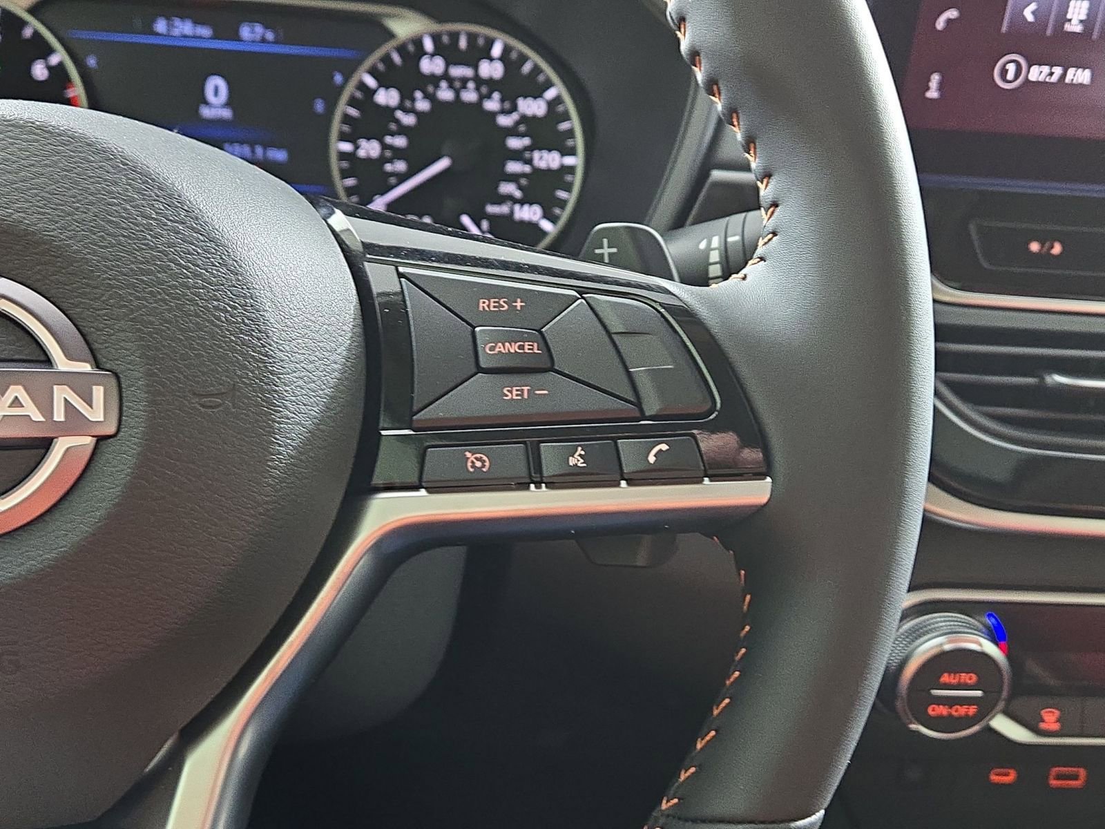 New 2025 Nissan Altima 2.5 SR w/ SR Premium Package image 15