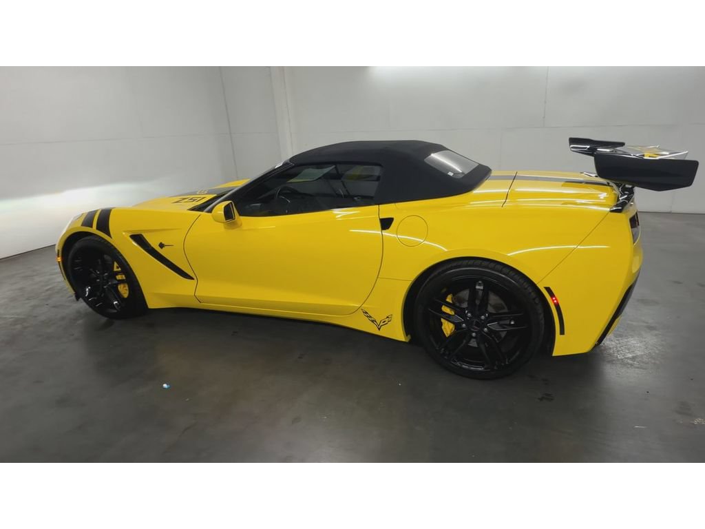Certified 2017 Chevrolet Corvette Stingray Convertible RWD image 6