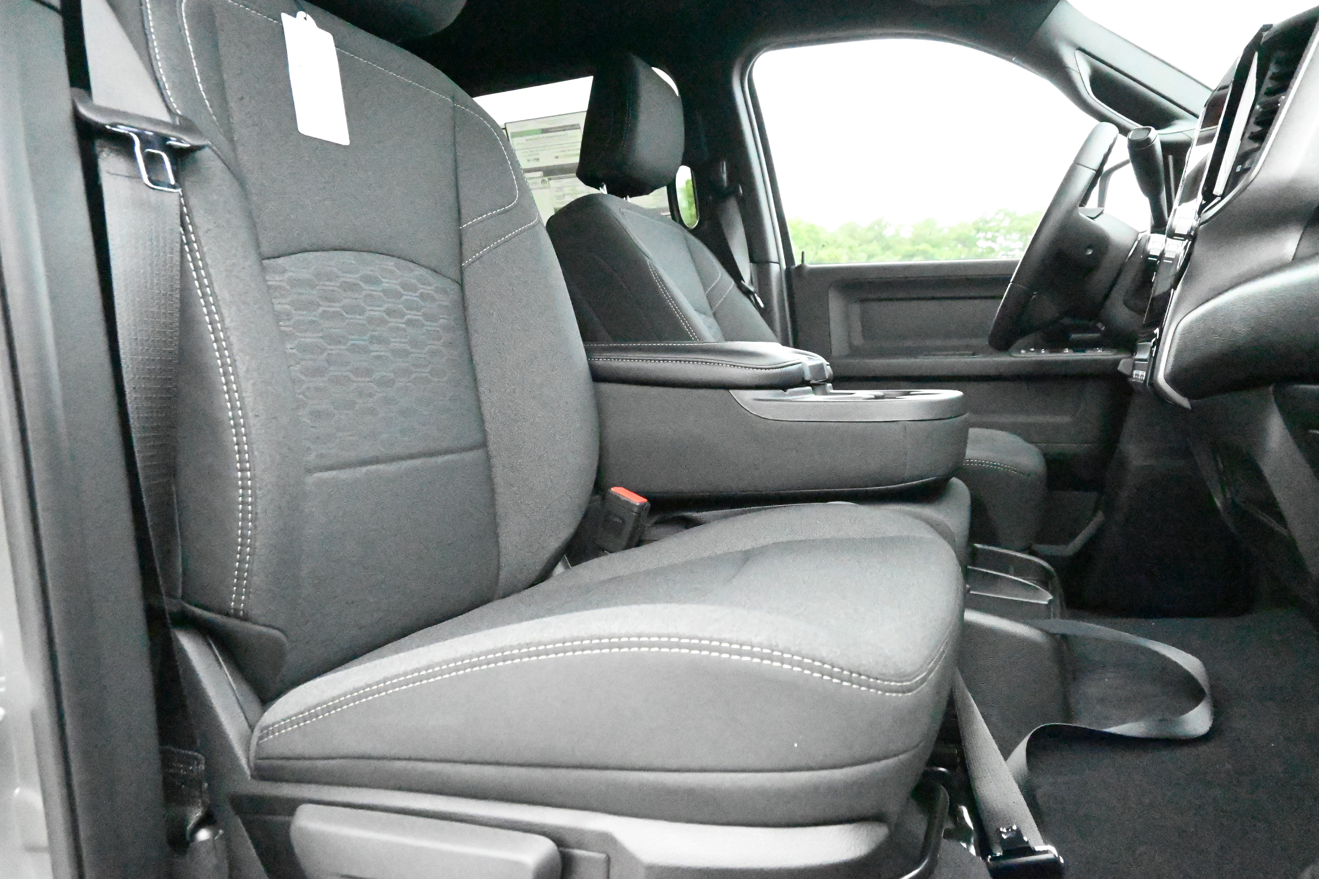 New 2026 RAM 2500 Tradesman AWD/4WD image 33