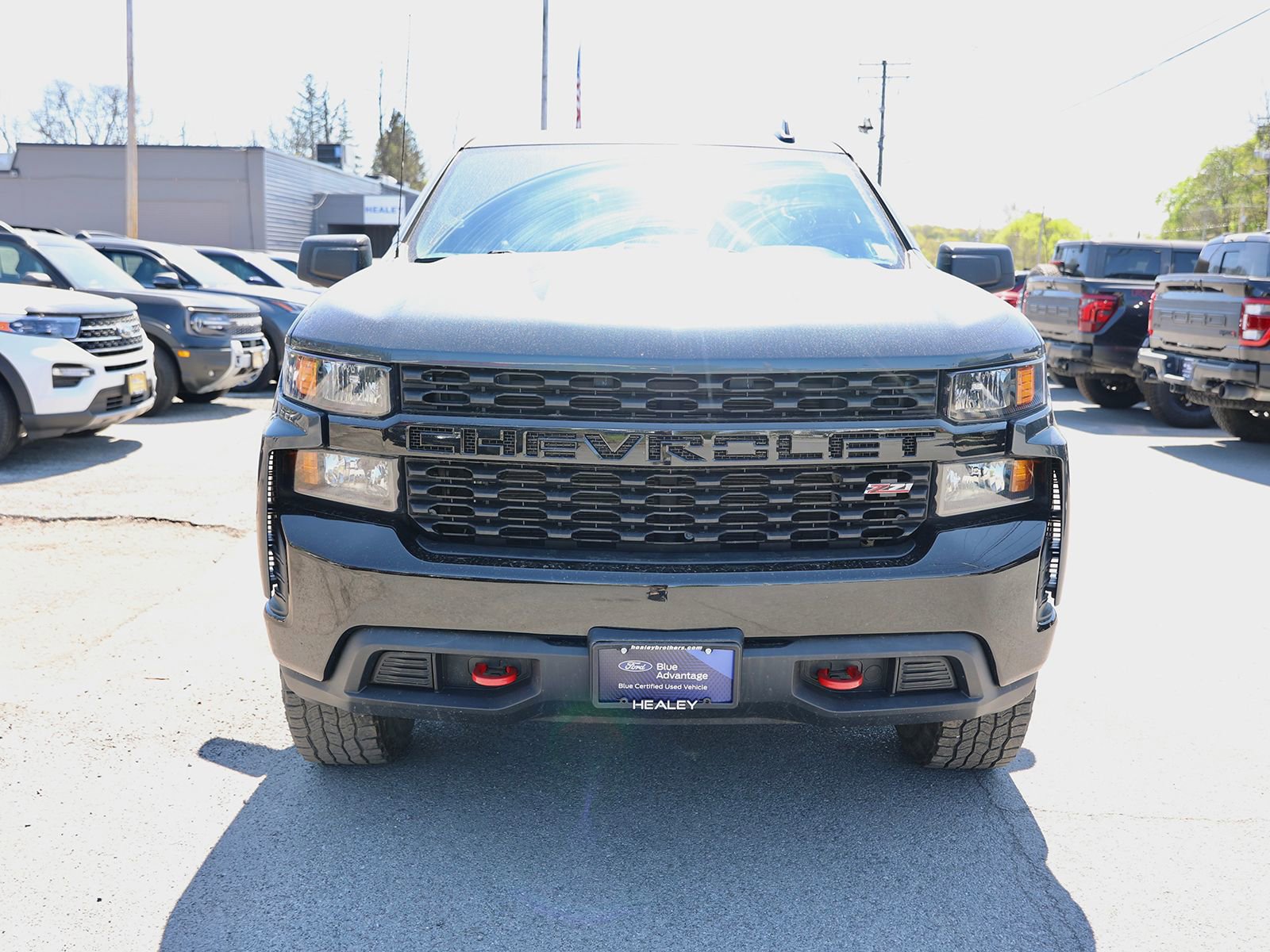 Used 2020 Chevrolet Silverado 1500 Custom Trail Boss w/ Custom Convenience Package AWD/4WD image 2