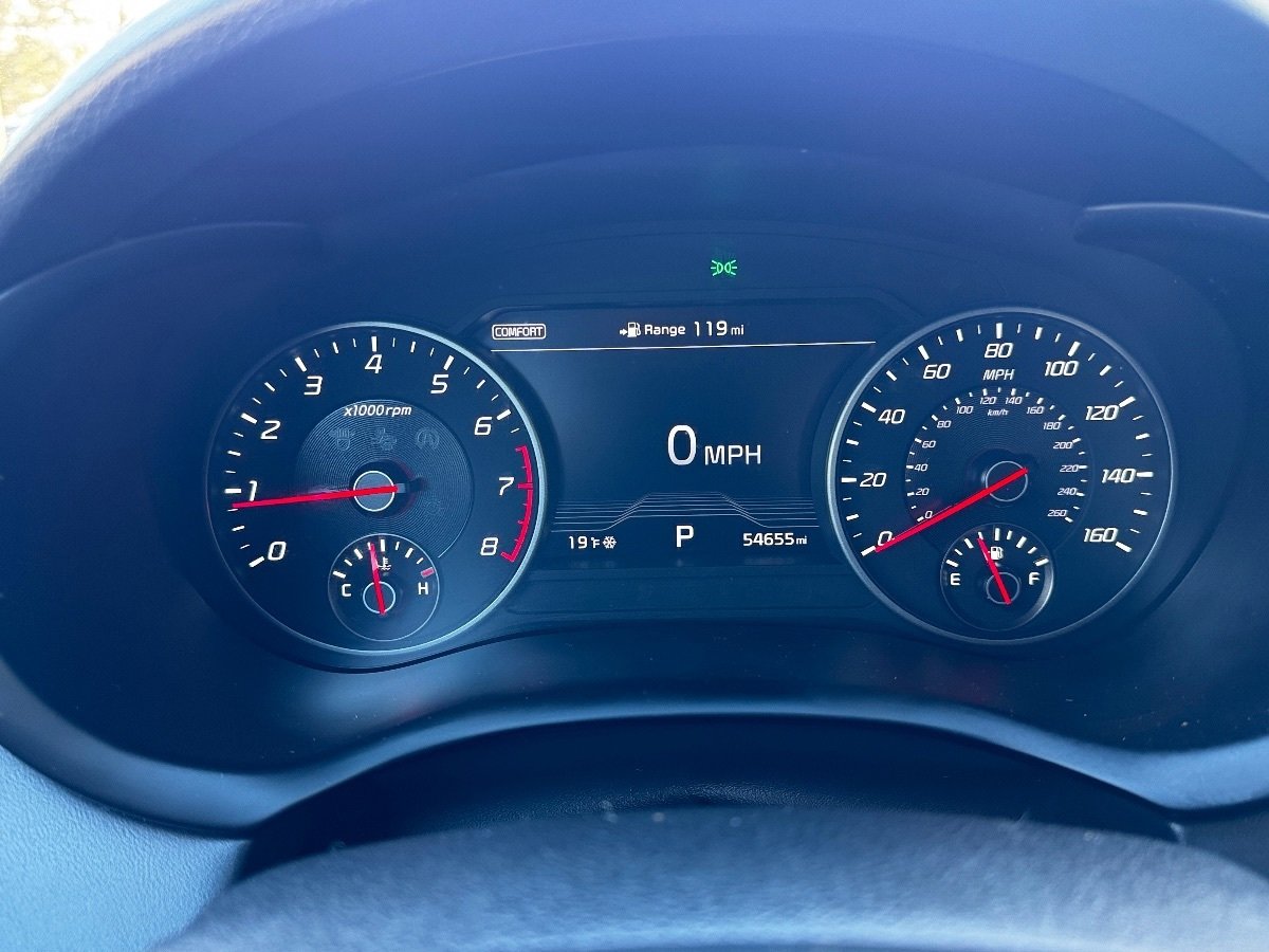 Used 2018 Kia Stinger Premium image 25