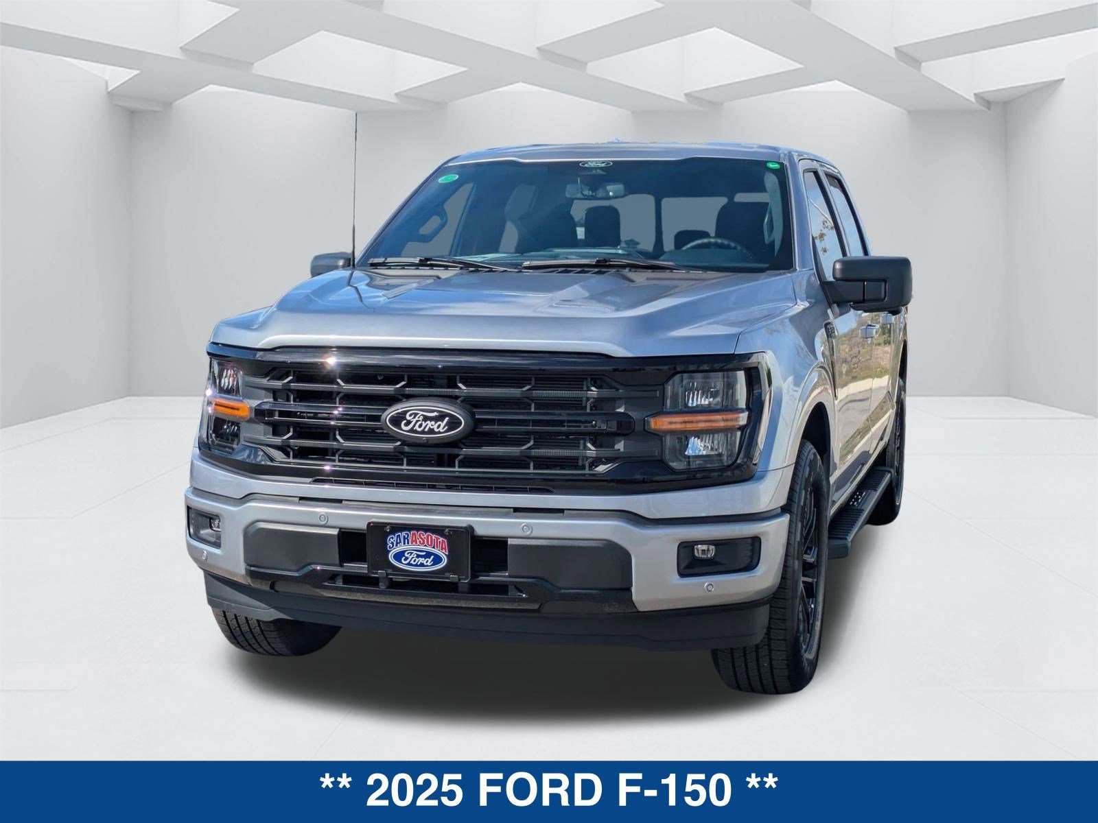 New 2025 Ford F150 XLT w/ Equipment Group 302A MID image 8