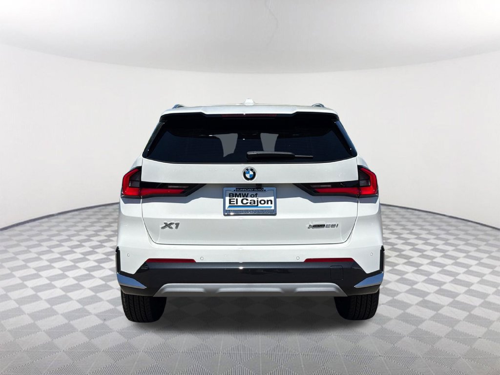 New 2027 BMW X1 xDrive28i AWD/4WD image 5